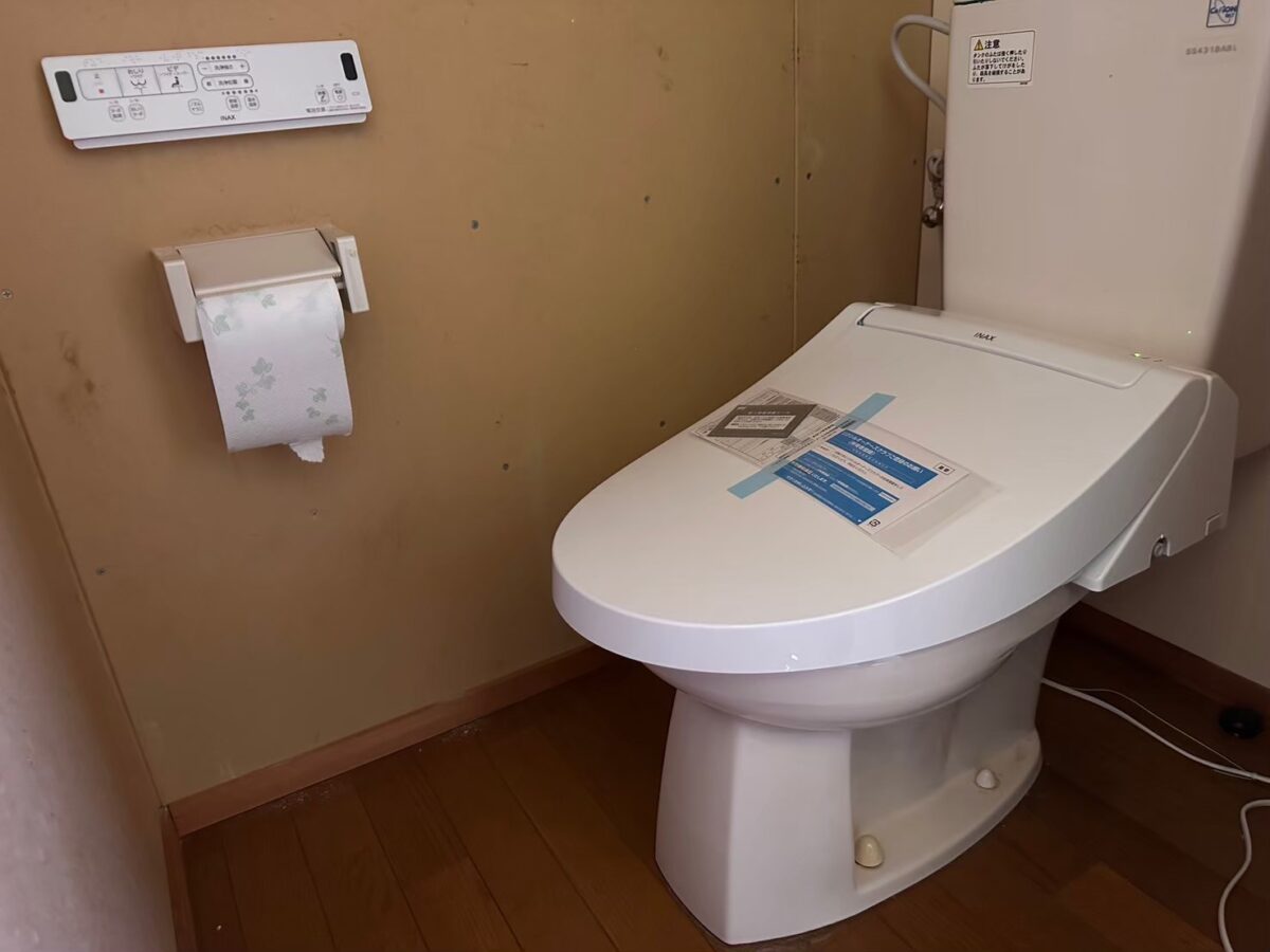 ウォシュレット便座に交換です(≧▽≦)